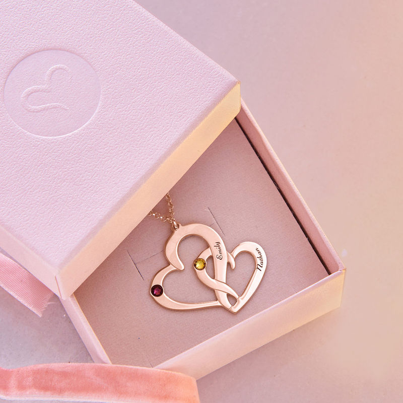 Rosévergoldete Zwei-Herzen-Kette mit Gravur - 5 Produktfoto