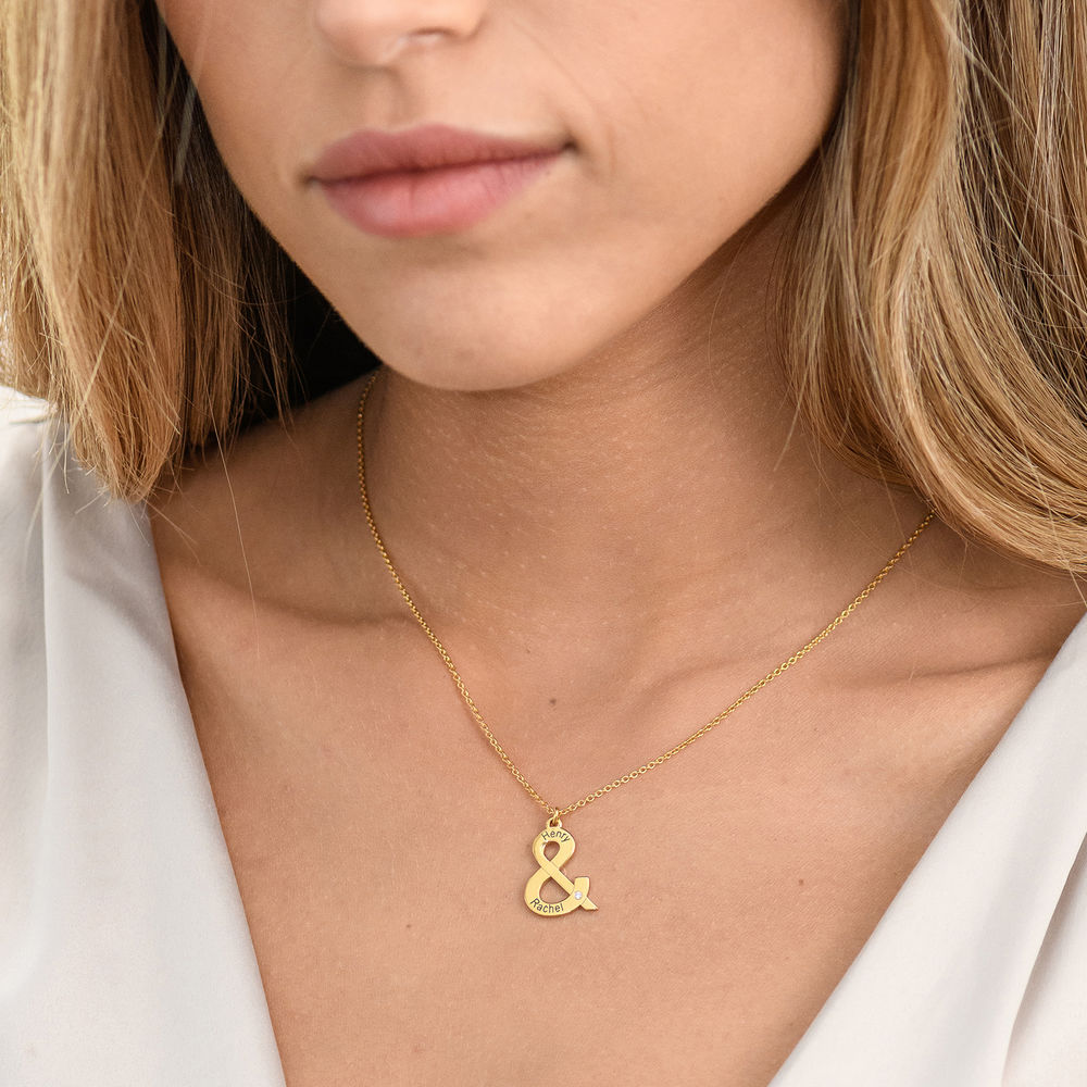 & Symbol Halskette mit Diamanten in Goldplattierung - 1 Produktfoto