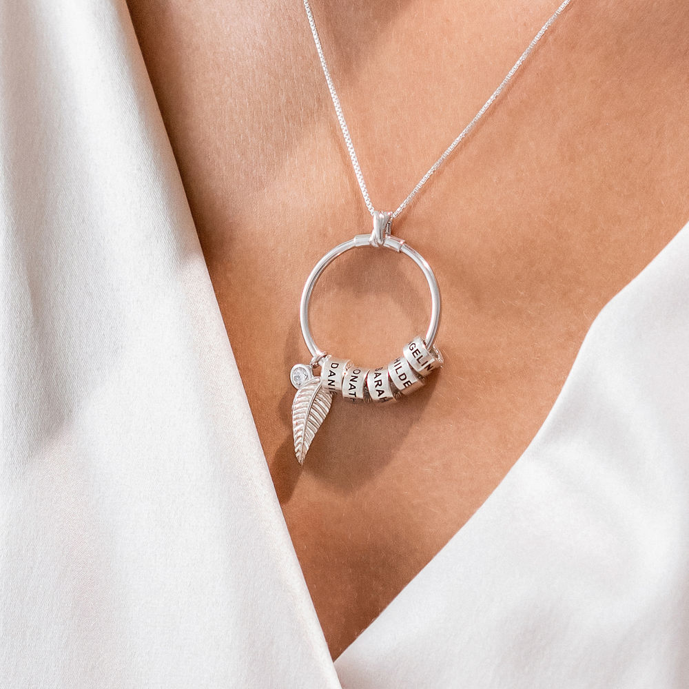 Linda Kreisanhänger-Kette mit Blatt und personalisierten Beads™ aus Sterlingsilber mit Diamant - 4 Produktfoto