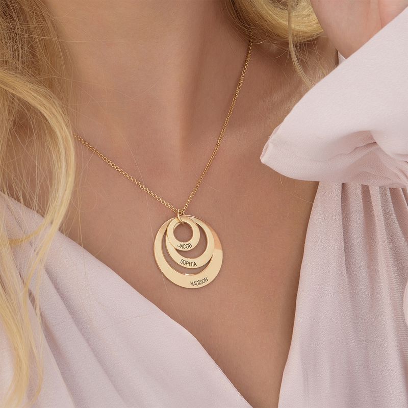 Mutterschmuck – Halskette mit drei Ringen in Gold-Vermeil - 5 Produktfoto