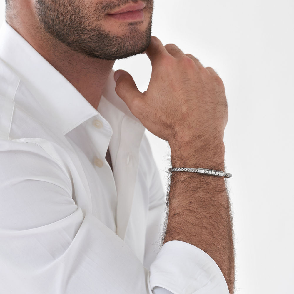 Gravierbares Twist Armband aus mattem Edelstahl - 3 Produktfoto
