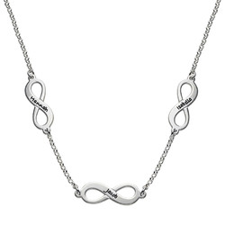 Mehrfach-Infinity-Halskette für Mutter in Silber Produktfoto