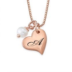 Halskette mit Herzinitialen und Perle in Roségold Produktfoto