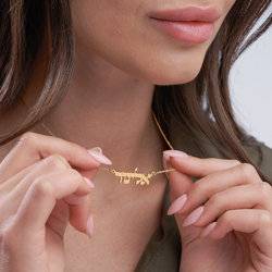 Pendentif Lettre M Stylisé En Or Jaune 18k - Porte-bonheur Ou Symbole Hébreu - Occasion Très Bon état