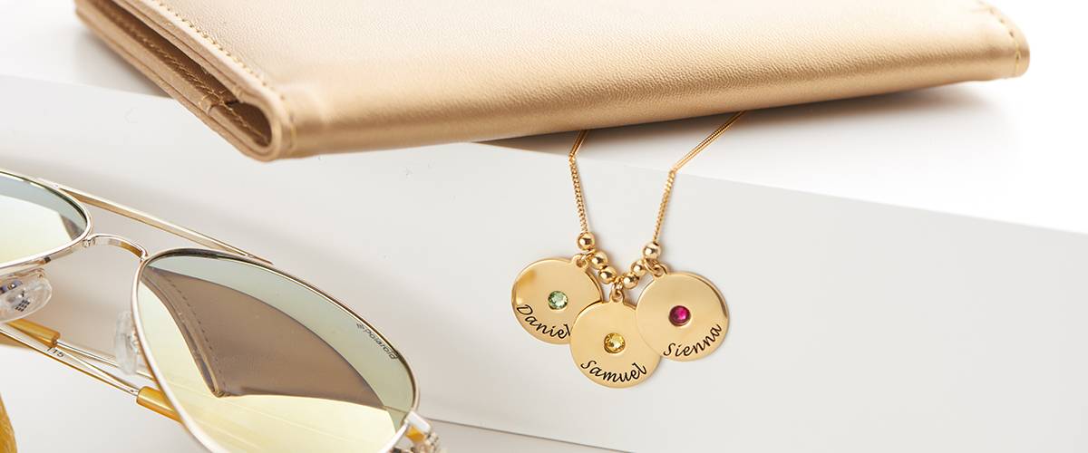 The Top 10 Birthstone Jewelry for Mom 