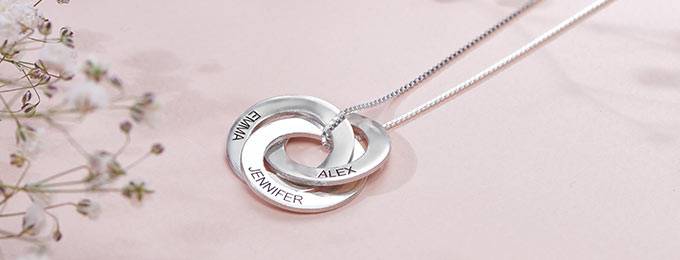 The Circle Necklace: The Must-Have Jewellery