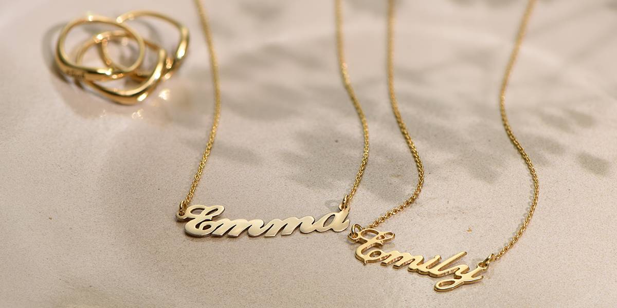 small-classic-name-necklace-in-18k-gold-plated-sterling-silver