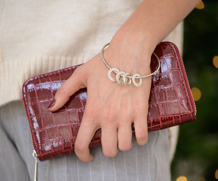 Bangle Bracelet with Round Shape Pendants in silver