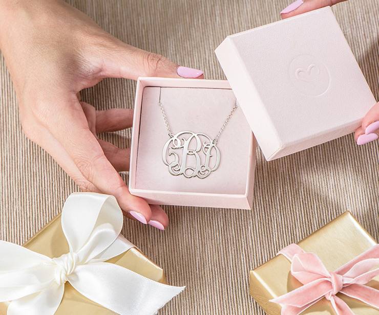 Celebrity Monogram Necklace in Sterling Silver