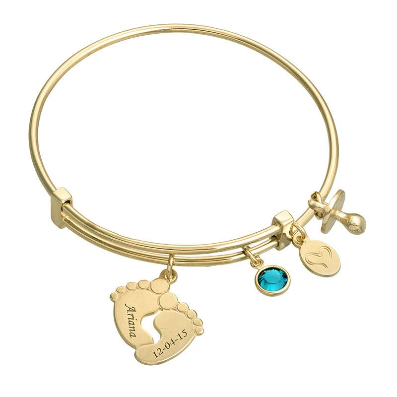 Bangle armbånd med indgraverede babyfødder i forgyldt sølv-1 Bangle armbånd med indgraverede babyfødder i forgyldt sølv-1 produkt billede