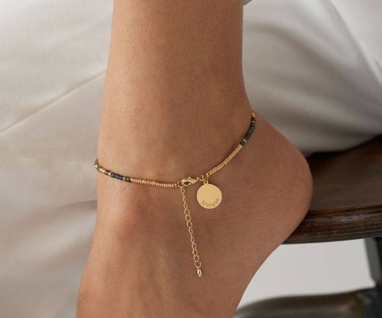 Cocoa Beads Anklet With Engraved Pendant in Gold Plating