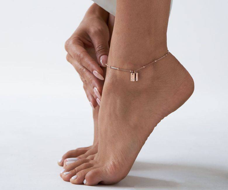 Unveiling the Charms of a Hotwife Ankle Bracelet MYKA