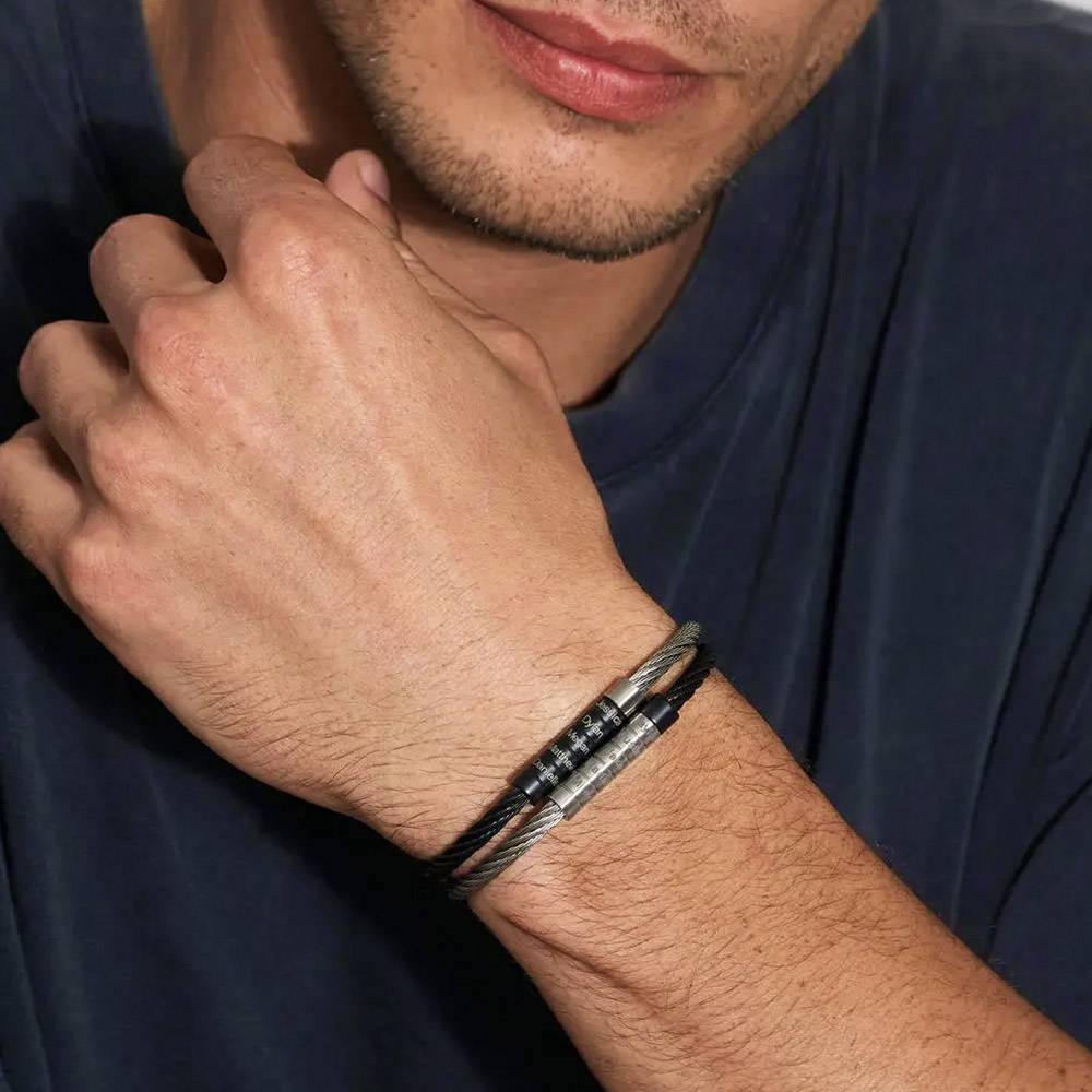 magnetic_bracelets product photo