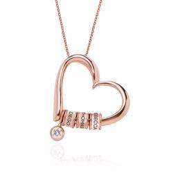 Collier de charme en forme de cœur avec perles gravées en Plaqué Or photo du produit