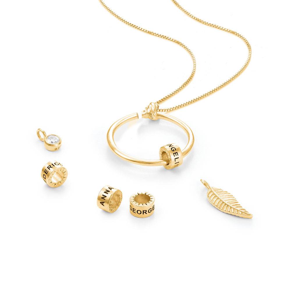 Linda Circle Pendant Necklace in 18k Gold Plating