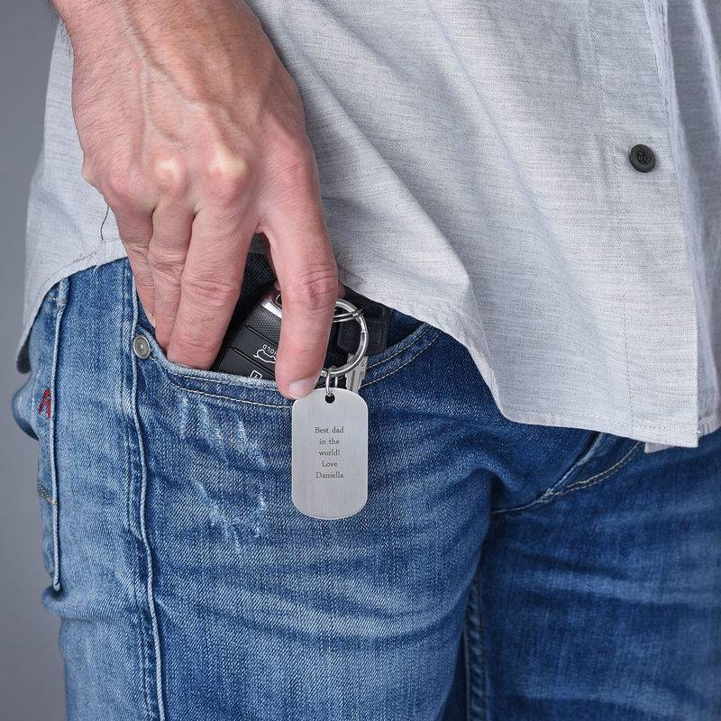 Engraved Dog Tag Keychain for Men-1 produkt billede