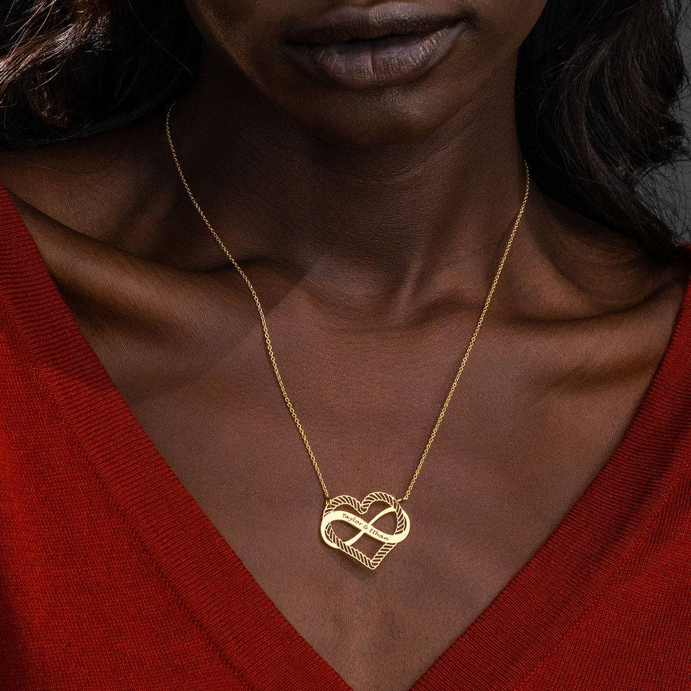 Infinity Halskette mit eingraviertem Herz in Gold-Vermeil