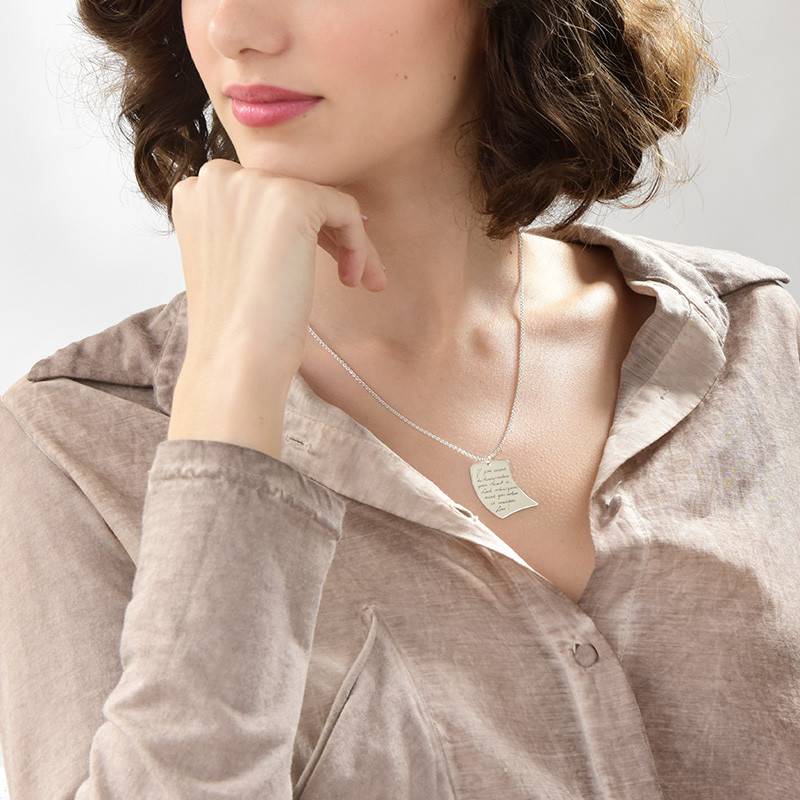 Collier gravé écriture manuscrite-1 photo du produit