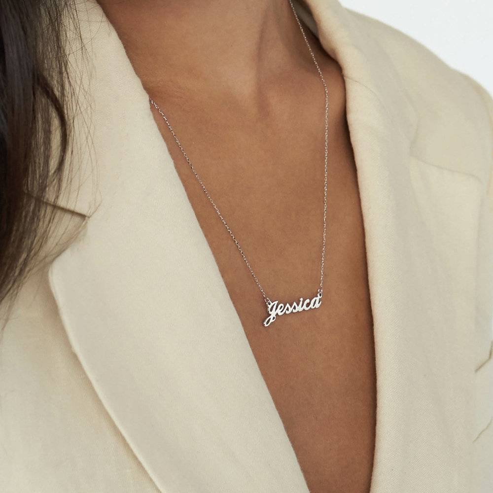 Hollywood Small Name Necklace in 10k White Gold