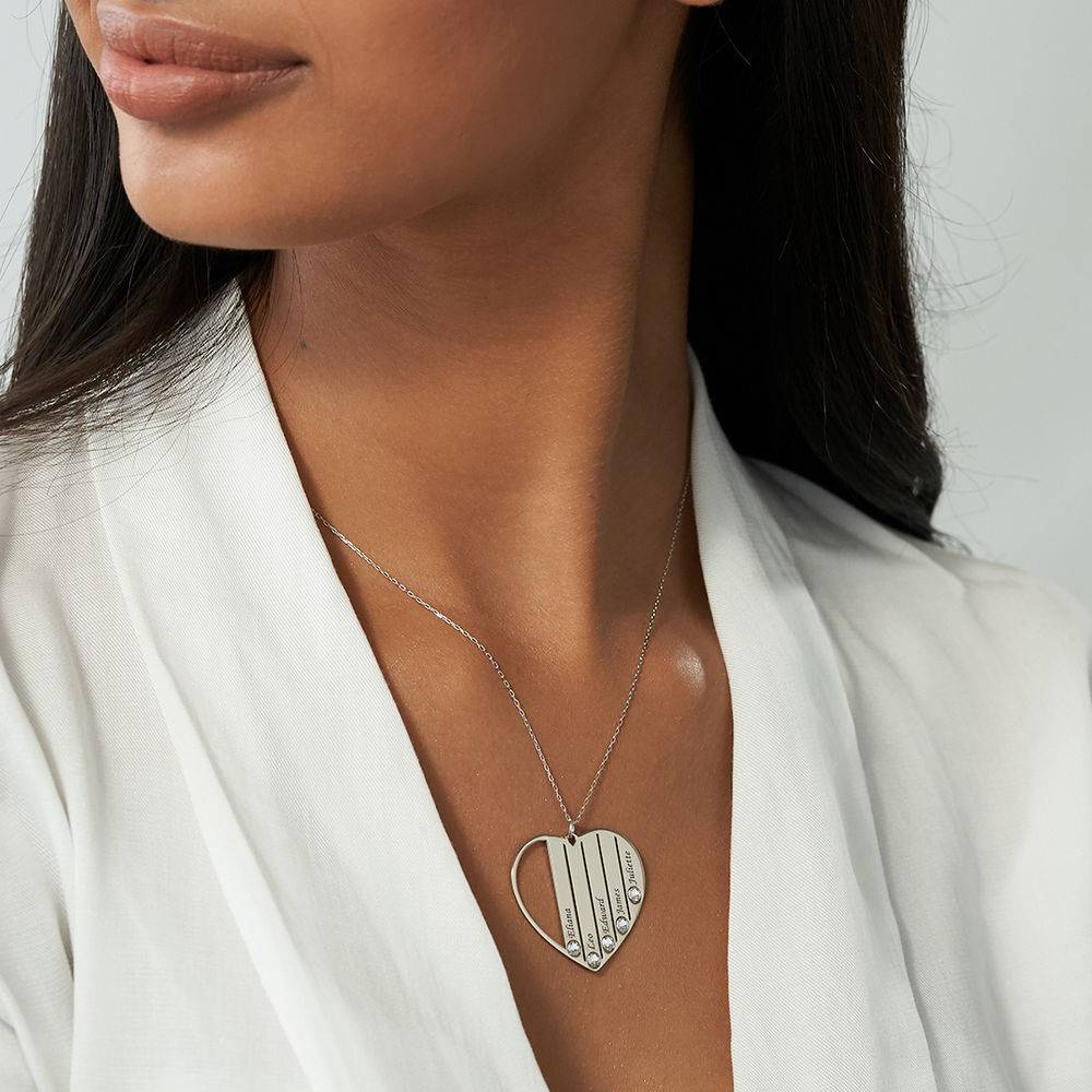 Mom Birthstone Necklace in White Gold 