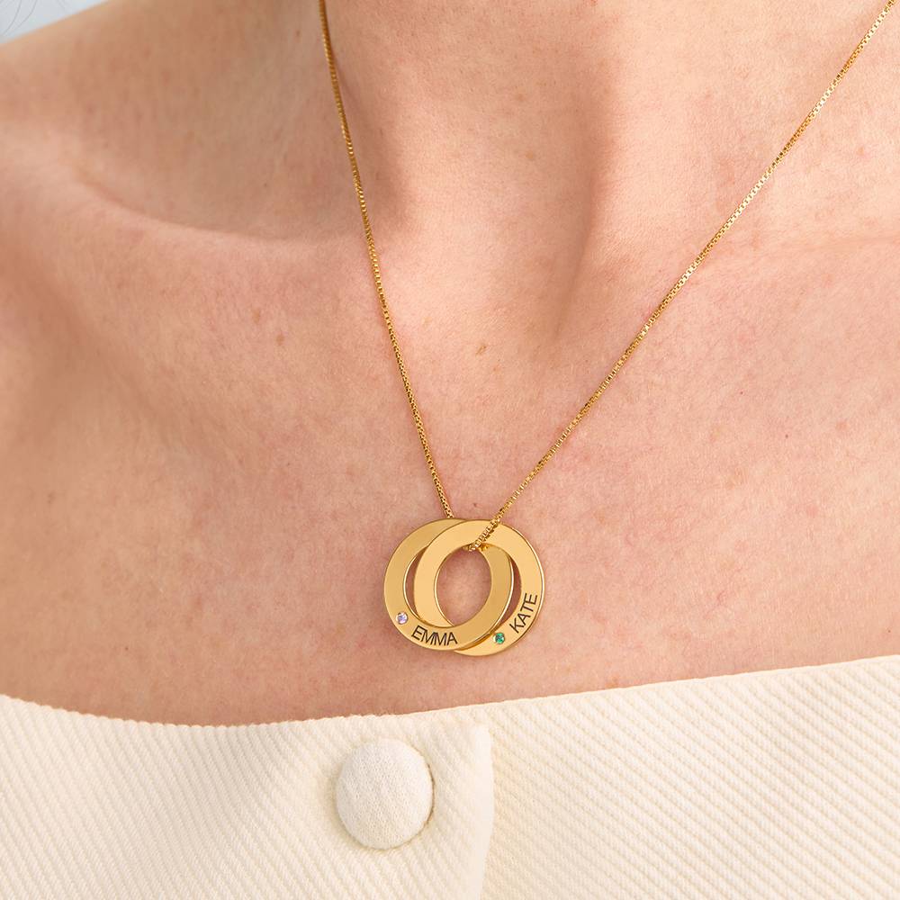 Collana con 2 Anelli Alla Russa con Incisioni e Pietre Portafortuna in Argento Placcato Oro 18k-2 foto del prodotto