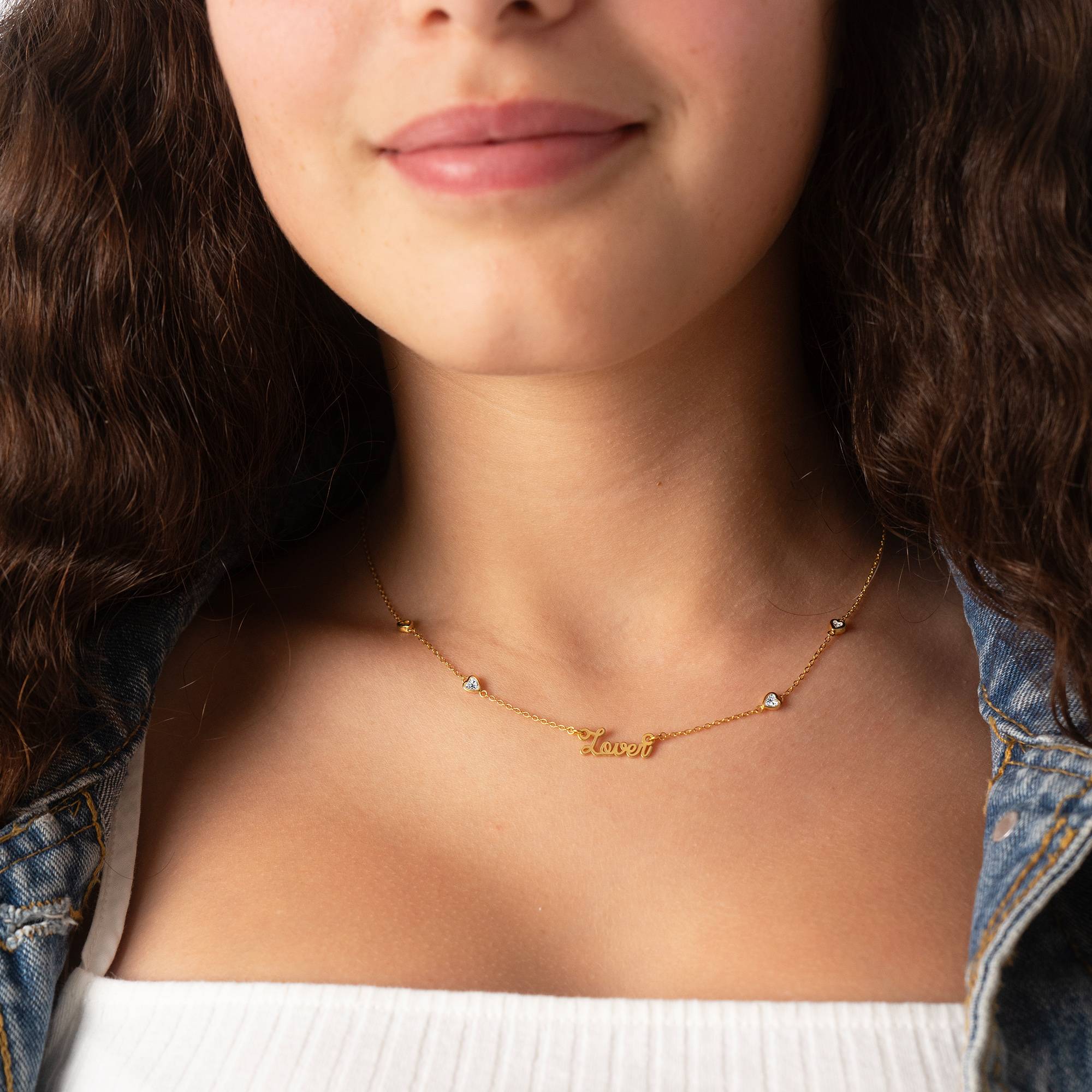 Collana con nome Charli Heart Chain placcata in oro 18K-4 foto del prodotto
