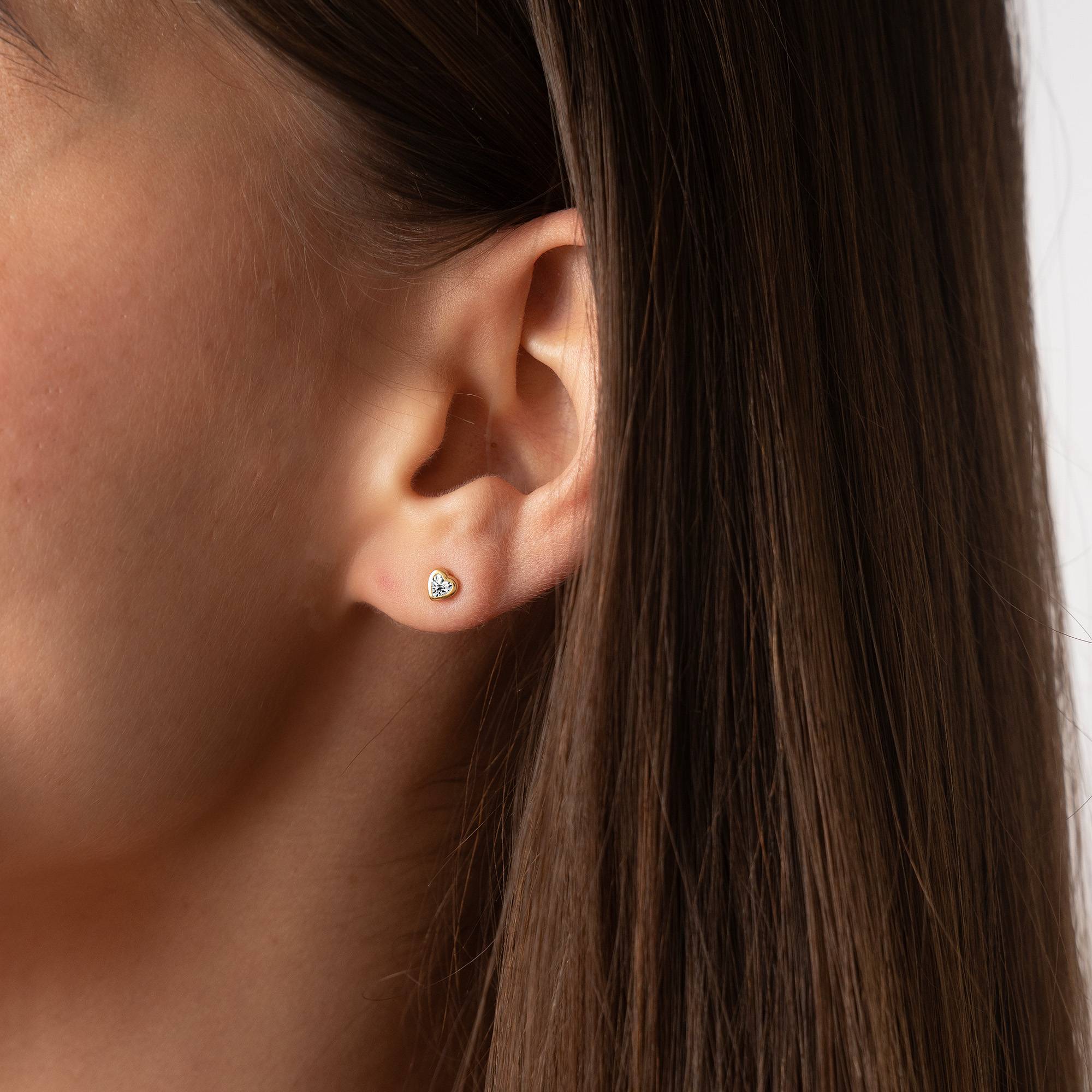 Cloues d’oreilles cœur Charli en Plaqué Or 18 carats-3 photo du produit