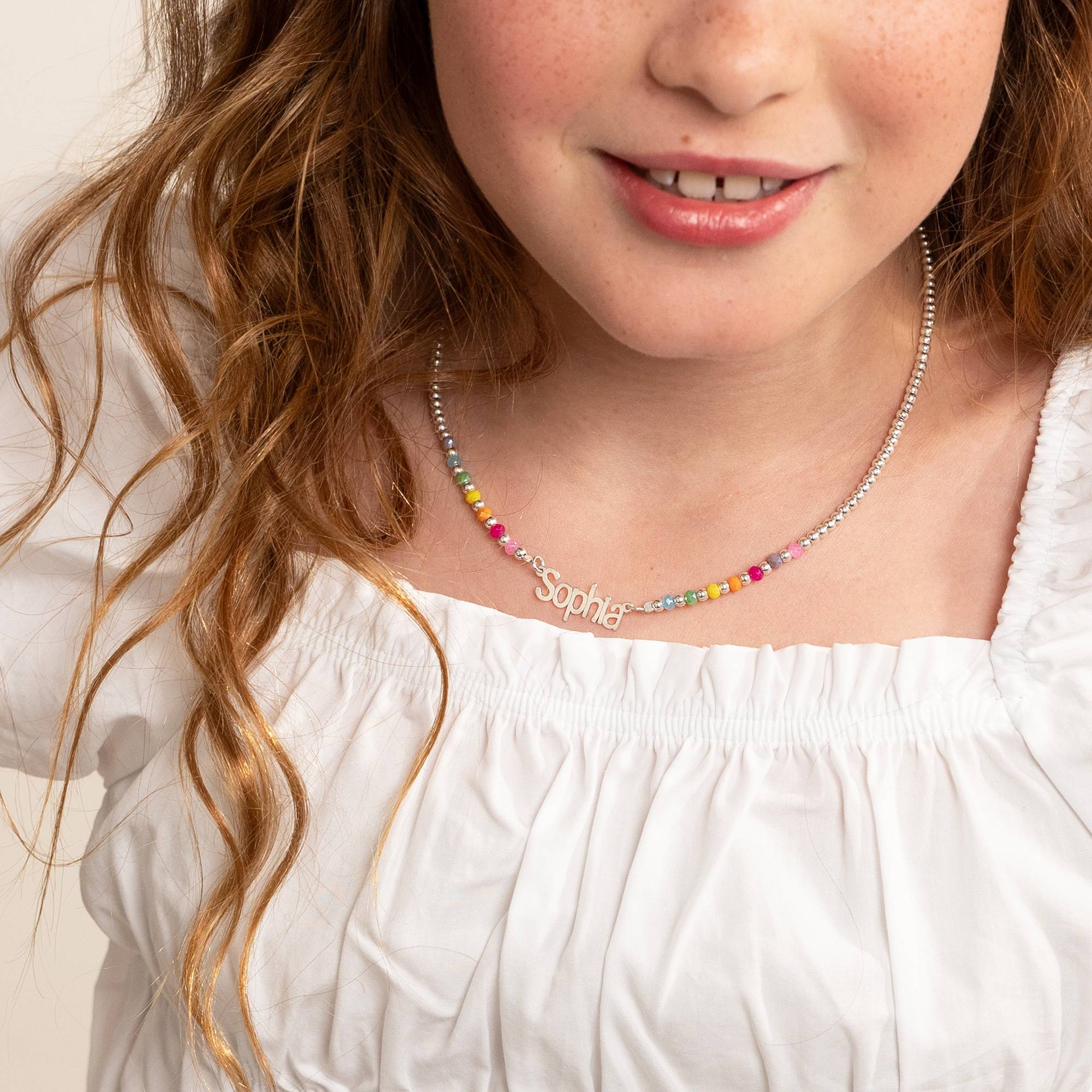 Chicago Namenskette mit Regenbogen-Perlen für Mädchen - versilbertes Messing-4 Produktfoto
