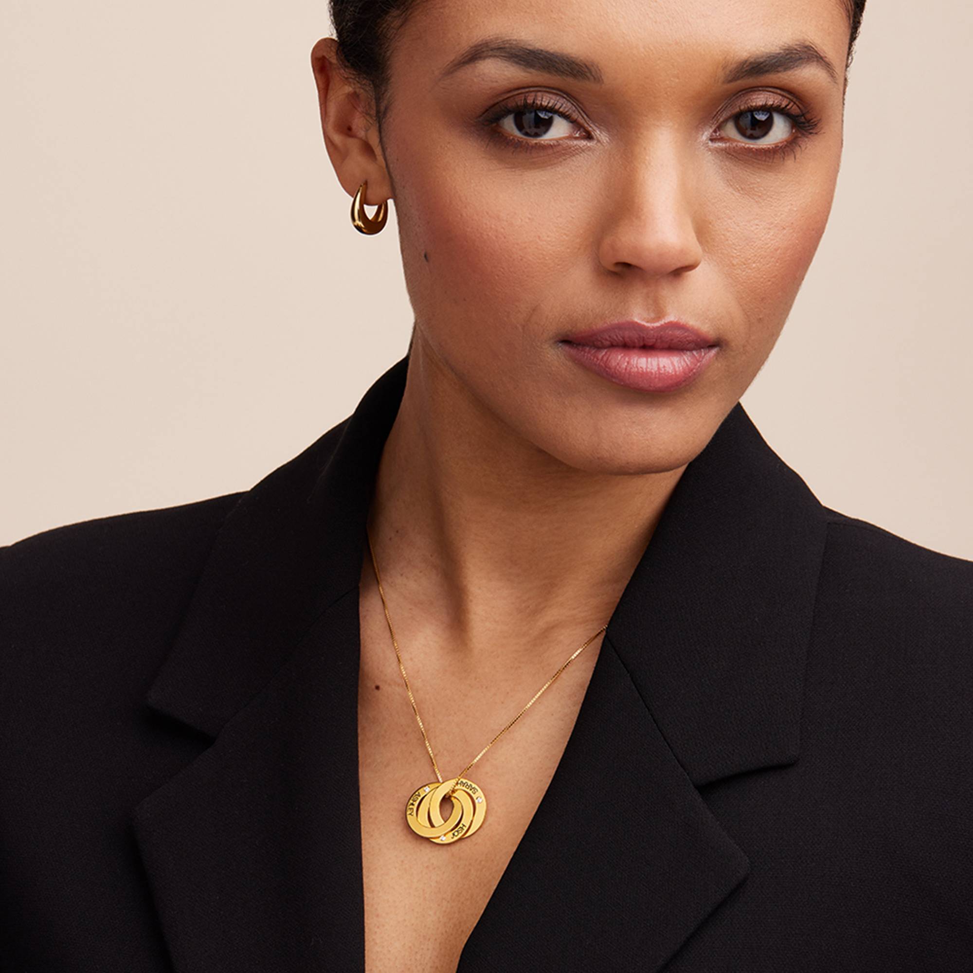 Collar Anillo Ruso Grabado con Diamantes en Oro Vermeil-1 foto de producto