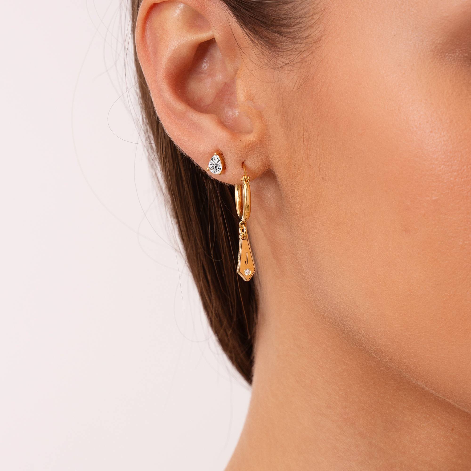Gia Tropfen Initial Huggie Ohrringe mit Geburtssteinen - 750er vergoldetes Silber-4 Produktfoto