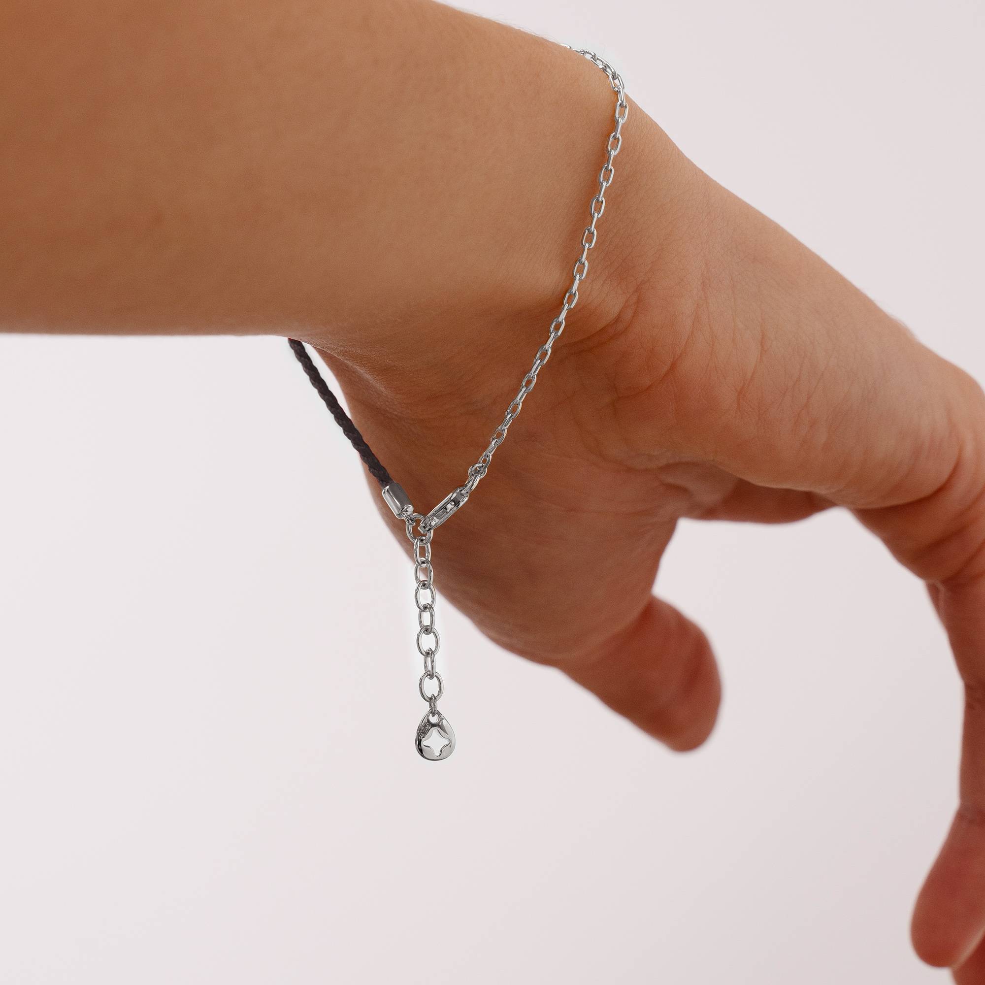 Bracelet Initiale "Half & Half" Noir avec Diamant en Argent Sterling-3 photo du produit