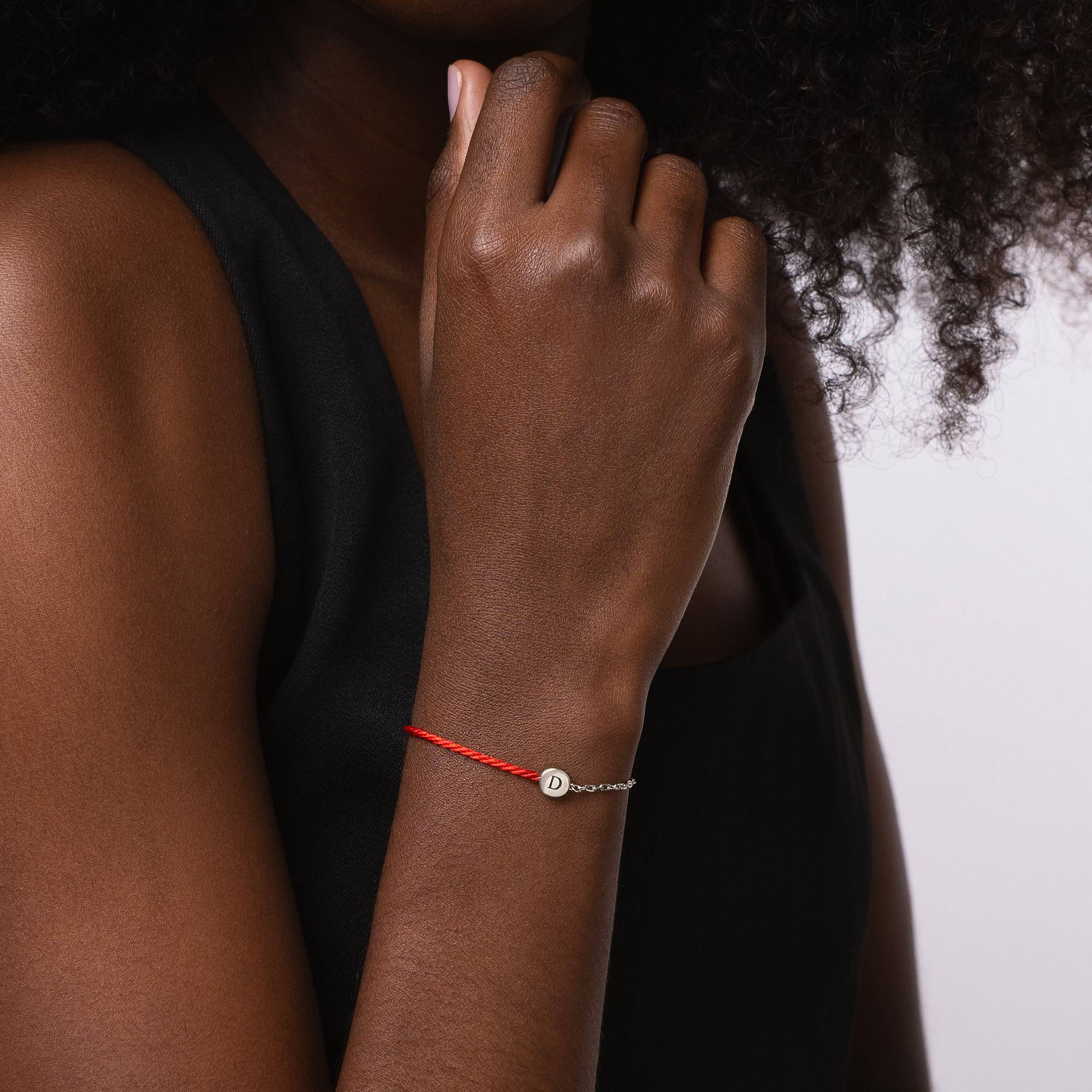 Bracelet Initiale "Half & Half" Rouge avec Diamant en Argent Sterling-3 photo du produit