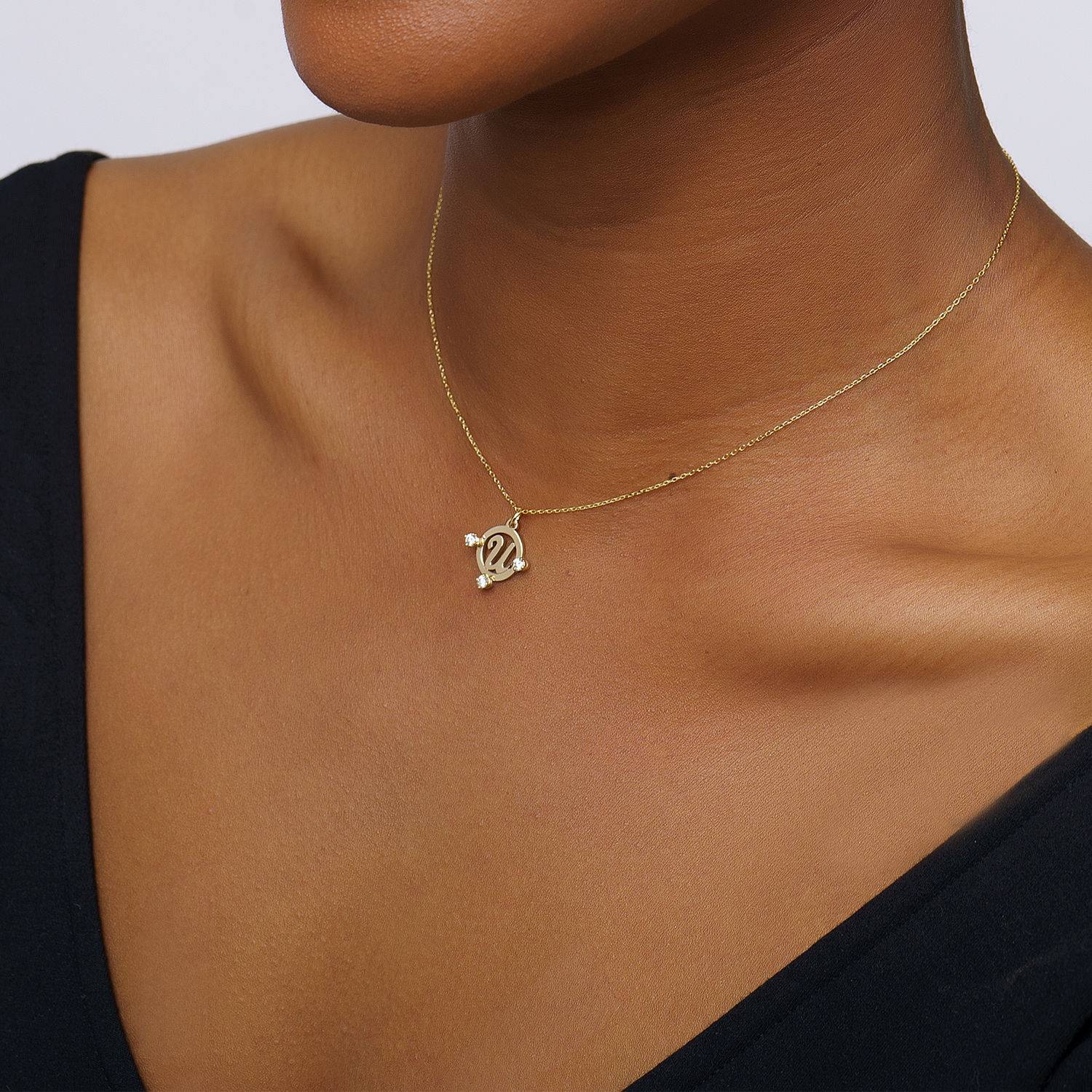 Halo Initialen Halskette mit 0.15ct Diamanten - 585er Gelbgold-5 Produktfoto
