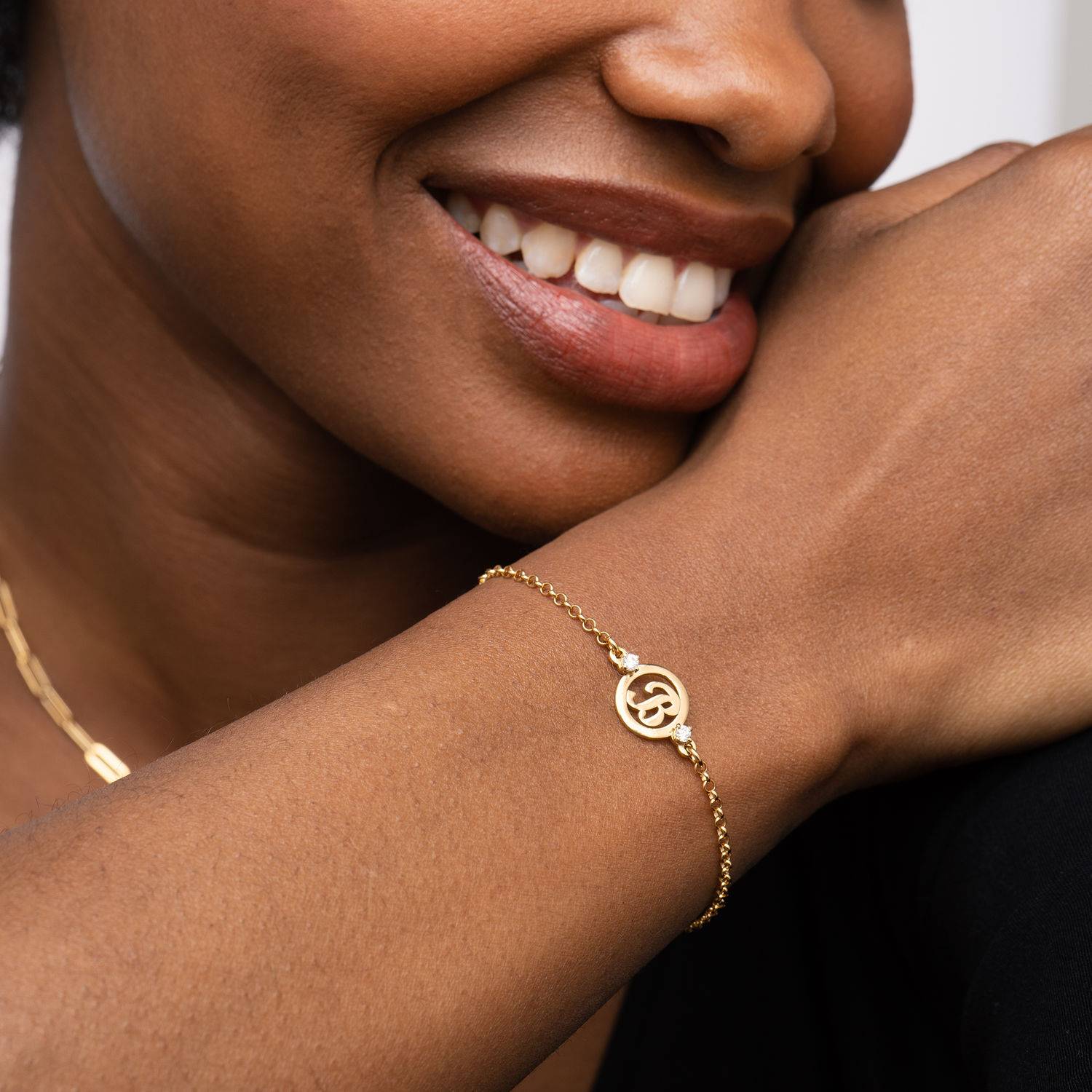 Halo armband met initialen en diamanten in 18k goud vermeil-3 Productfoto