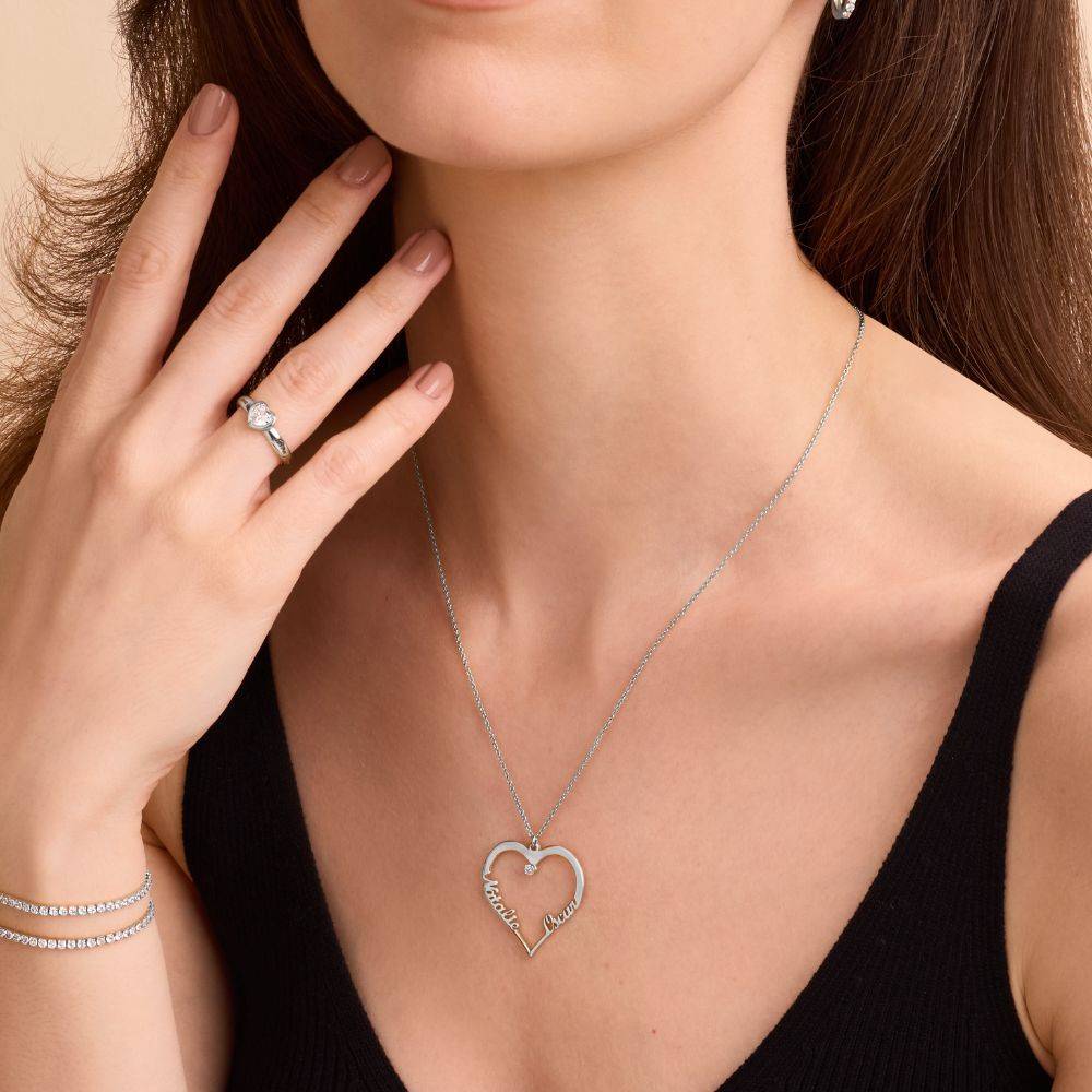 Hjertekontur Halskæde med To Navne og 0.05 ct Diamant i 925 Sterlingsølv-3 Hjertekontur Halskæde med To Navne og 0.05 ct Diamant i 925 Sterlingsølv-3 produkt billede