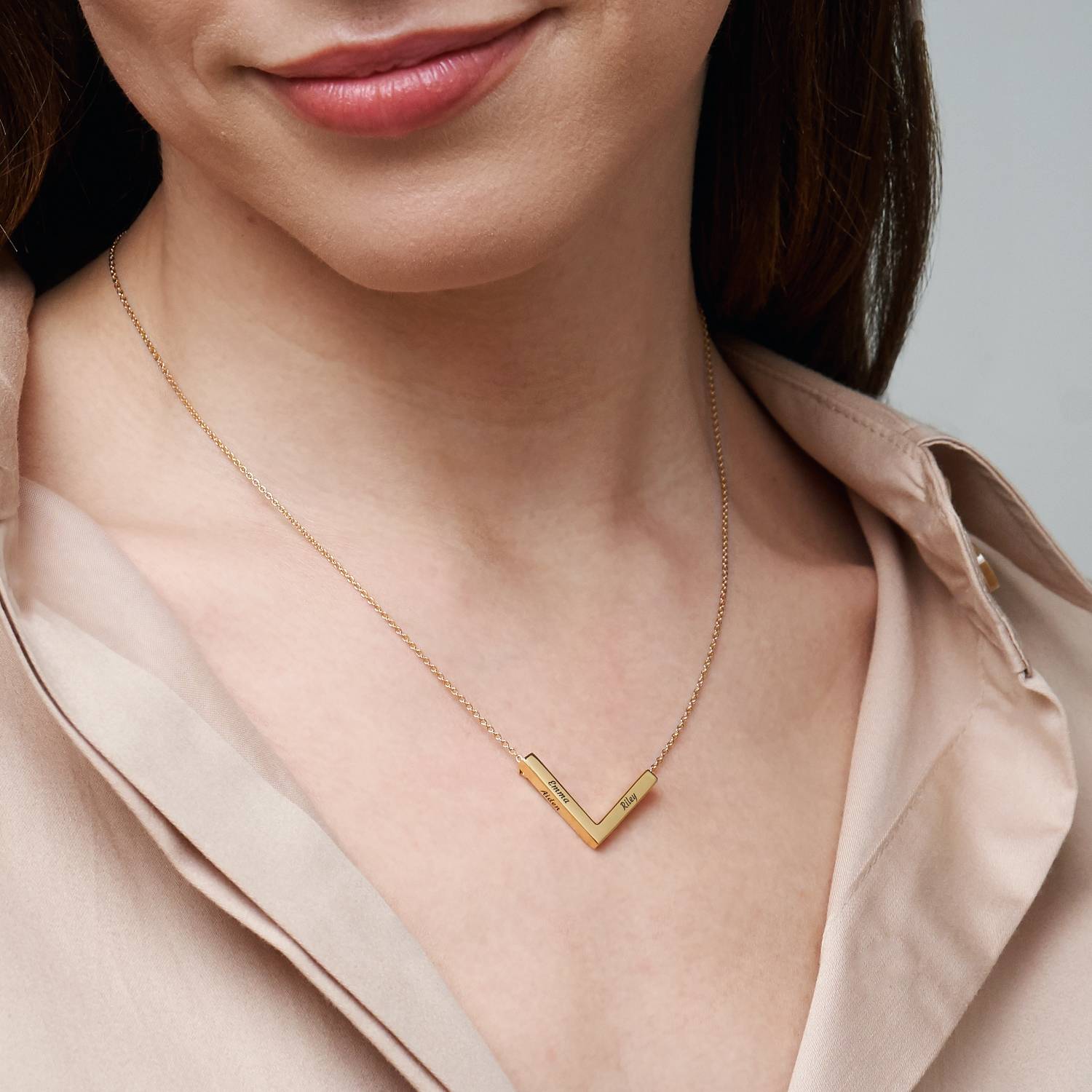The Victory Necklace in 18ct Gold Vermeil-3 product photo