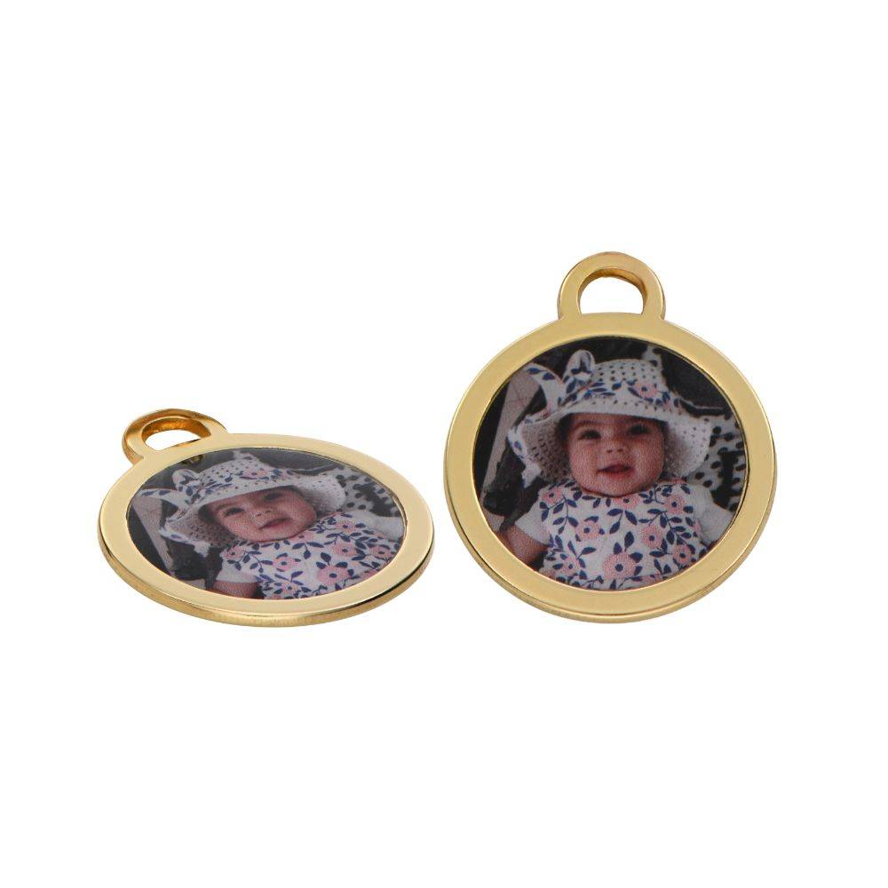 Photo Pendant in 18K Gold Plating product photo