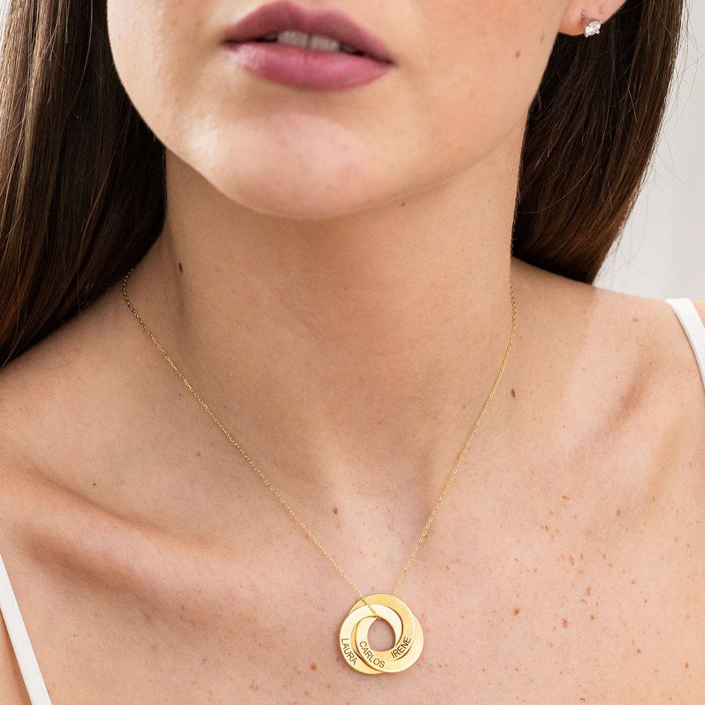 Collar Anillo Ruso Grabado en Oro Amarillo de 10k foto de producto