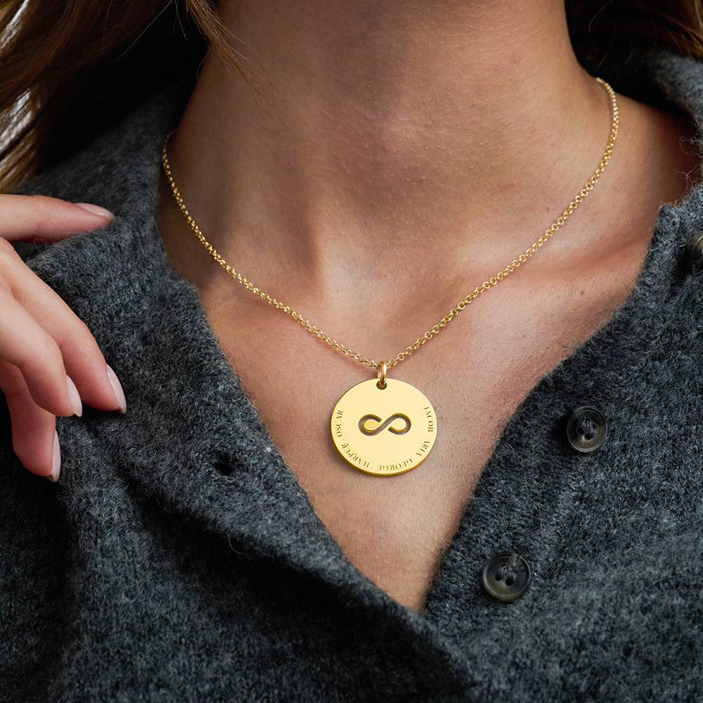Symbolic Circle Name Necklace in 18ct Gold Vermeil