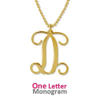 Monogram halskæde med initialer i forgyldt sølv-1 produkt billede