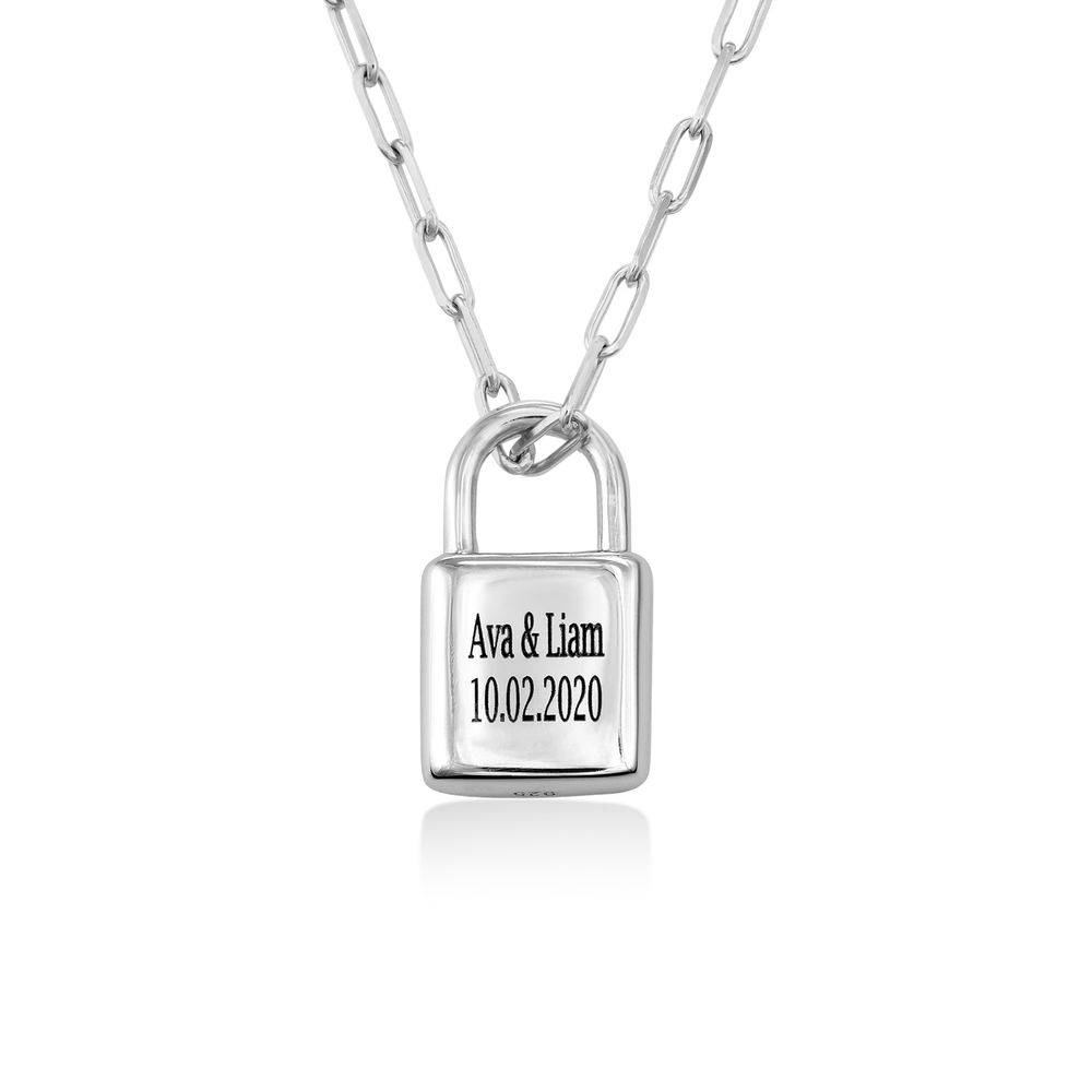 Allie Collar de cadena con clip y iniciales de candado en plata de ley foto de producto