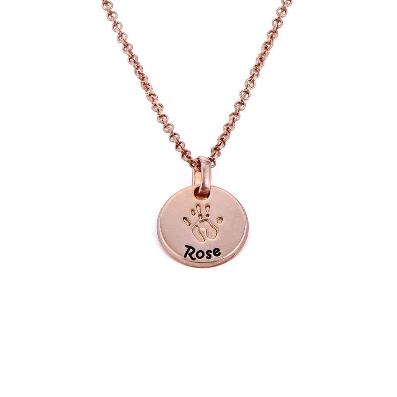 Rund halskæde med navn og babyhåndaftryk i rosaforgyldt sølv-2 produkt billede