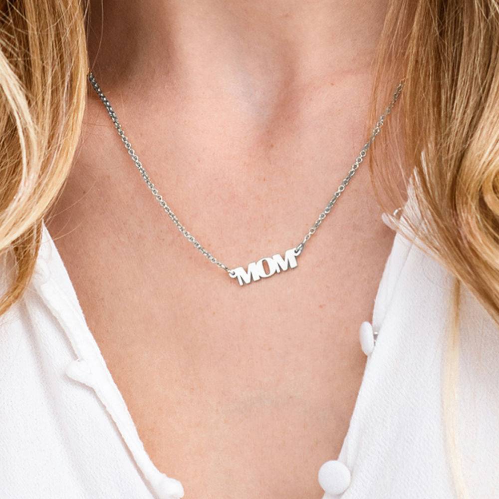 Hoofdletters MOM Ketting in Sterling Zilver-3 Productfoto