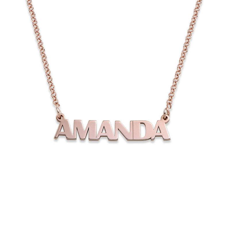 Collar con Nombre en Letras Mayúsculas chapado en oro rosa de 18K foto de producto