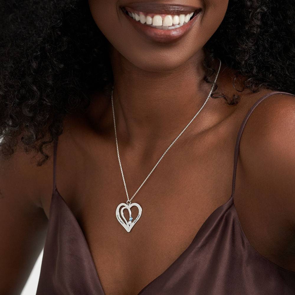 Gravierte Herz-Paarkette mit Geburtssteinen aus Premium Silber Produktfoto