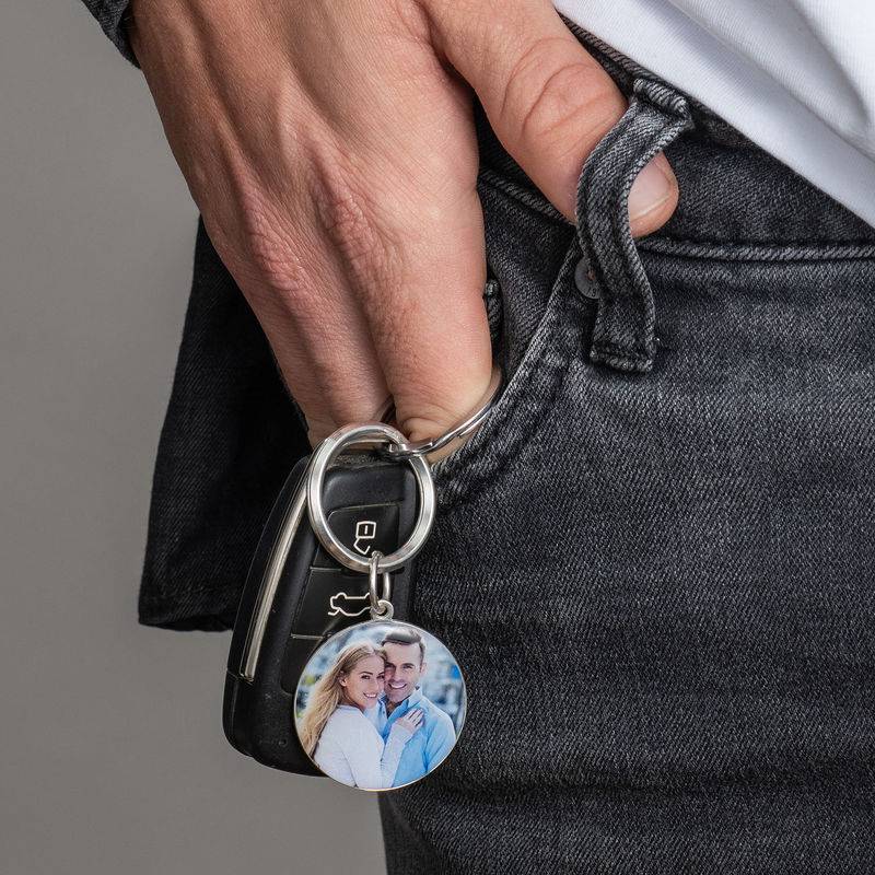 Engraved Round Photo Keychain in Silver product photo