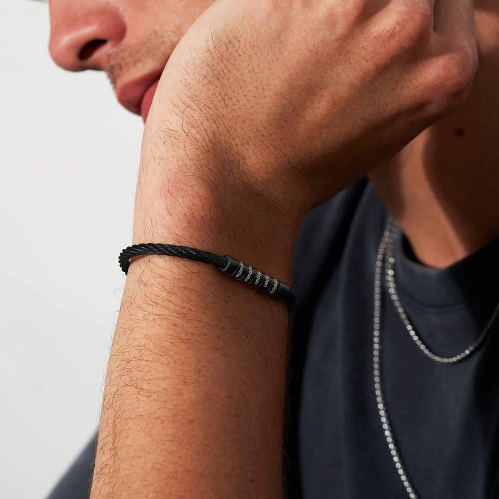 Gravierbares Twist Armband - schwarzer Edelstahl-4 Produktfoto