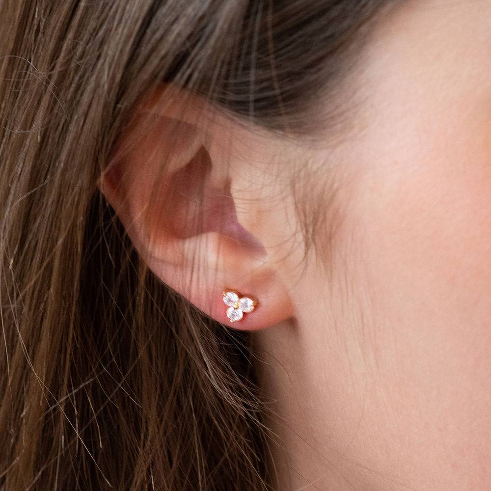 Flower stud earrings with cubic zirkonia in gold plating product photo