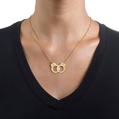 Handcuff Initial Necklace in 18ct Gold Plating-1 product photo