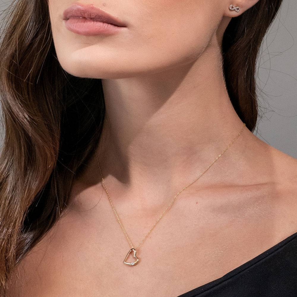 Hanging Heart Pendant Necklace in 10K Yellow Gold with Diamond product photo